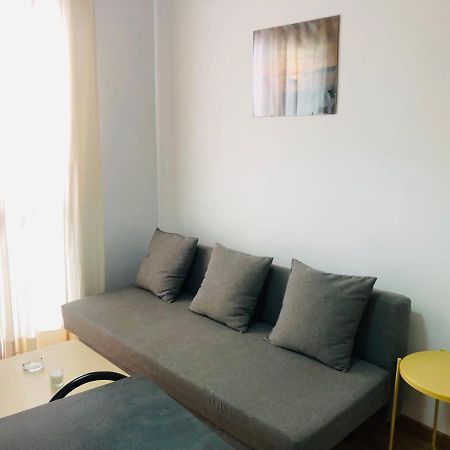 Alojamiento Regina Malaga Bagian luar foto
